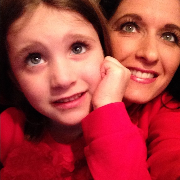 Meet your Posher, Amanda - Picture 1 of 1